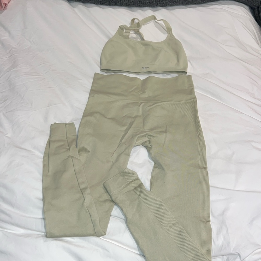 Set Active SculptFlex Set (Oatmilk / cream): Top (S) and Leggings (S)